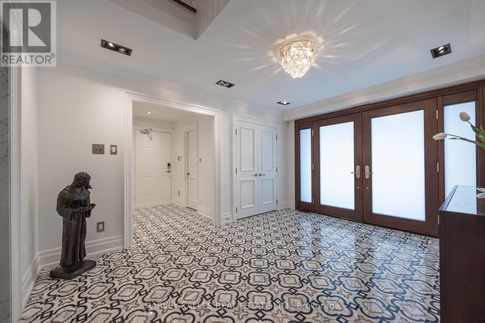 42 Fifeshire Road, Toronto, Ontario  M2L 2G6 - Photo 4 - C12705118