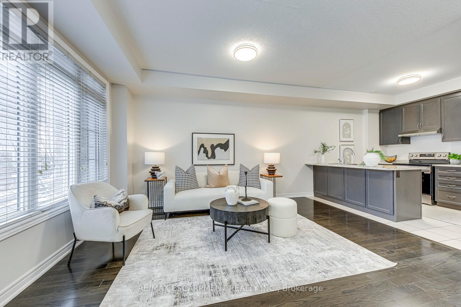 74 - 2435 Greenwich Drive, Oakville, Ontario  L6M 0S4 - Photo 10 - W12707152