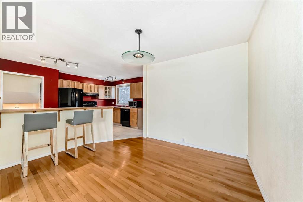 540 Dalmeny Hill Nw, Calgary, Alberta  T3A 1T6 - Photo 11 - A2278492