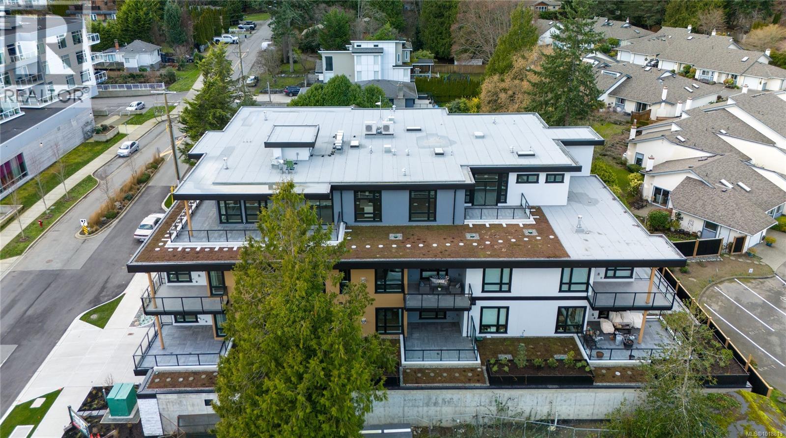 202 986 Doumac Ave, Saanich, British Columbia  V8Y 1M4 - Photo 23 - 1018813