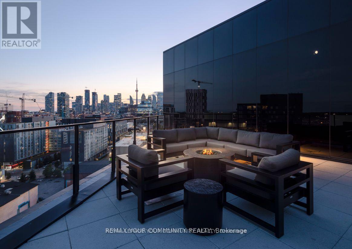 302 - 21 Lawren Harris Square, Toronto, Ontario  M5A 0T4 - Photo 17 - C12707174