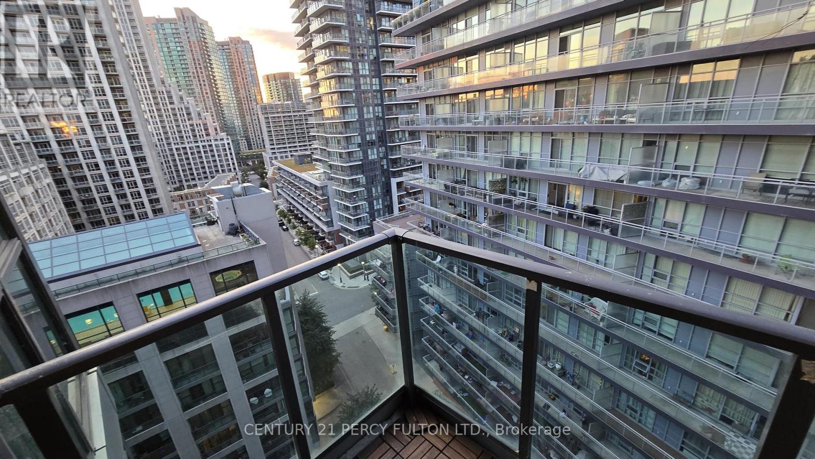 1310 - 600 Fleet Street, Toronto, Ontario  M5V 1B7 - Photo 28 - C12671728