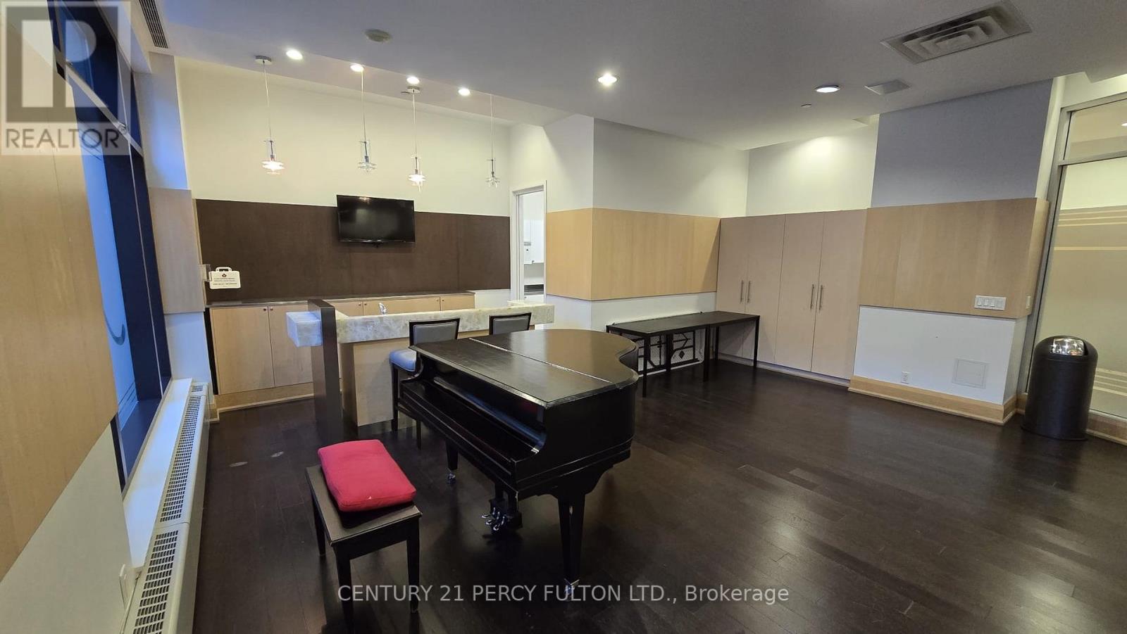 1310 - 600 Fleet Street, Toronto, Ontario  M5V 1B7 - Photo 4 - C12671728