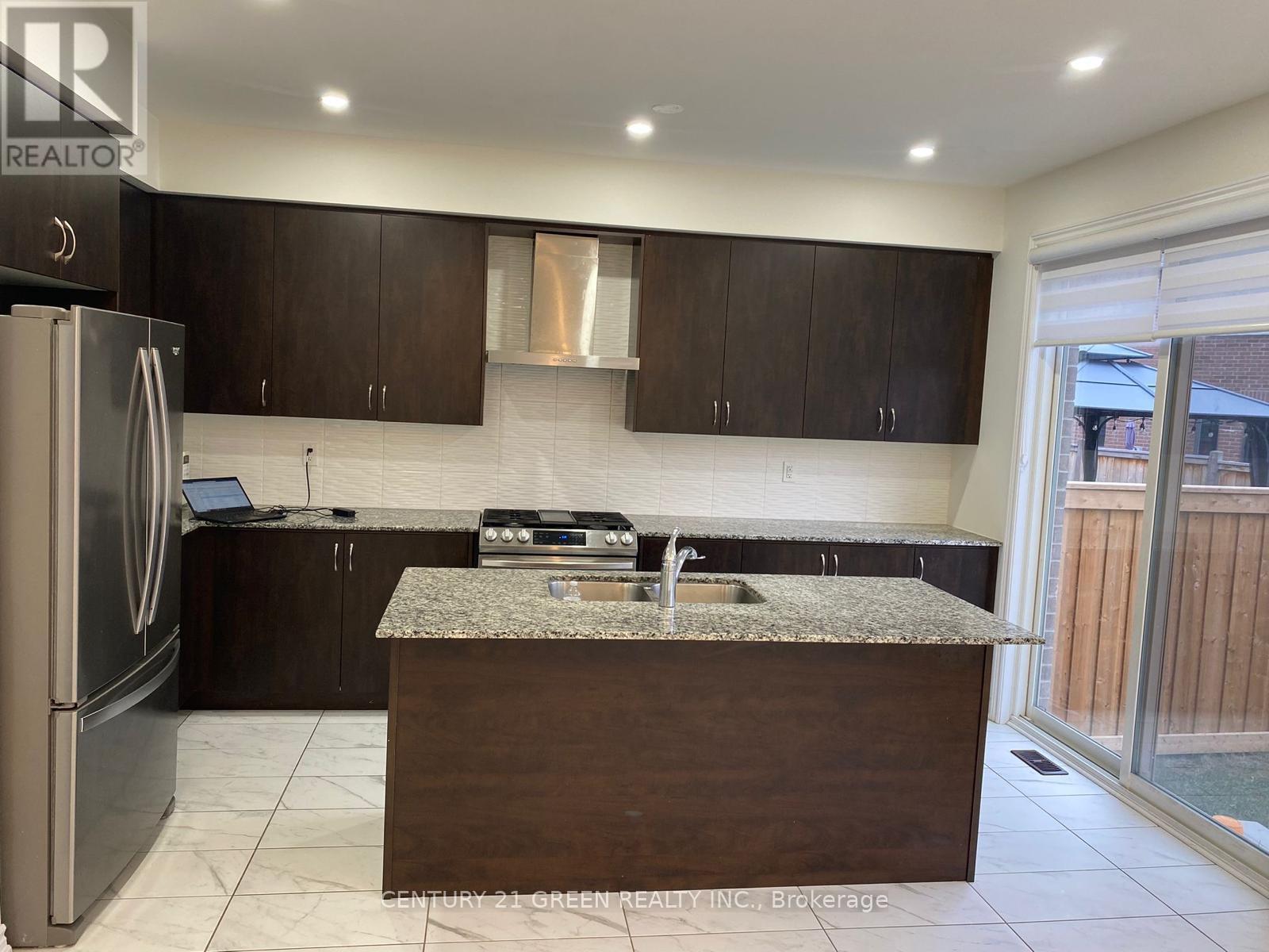 48 Coho Drive, Whitby, Ontario  L1P 0K6 - Photo 13 - E12707202