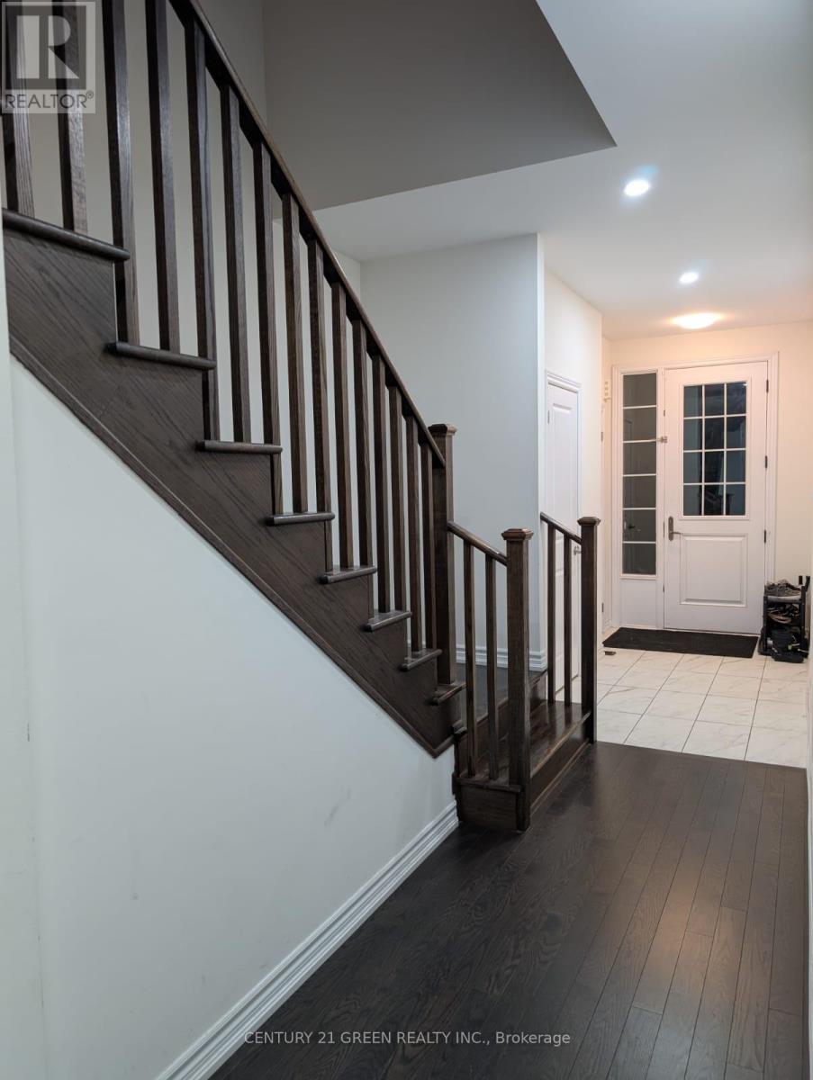 48 Coho Drive, Whitby, Ontario  L1P 0K6 - Photo 4 - E12707202