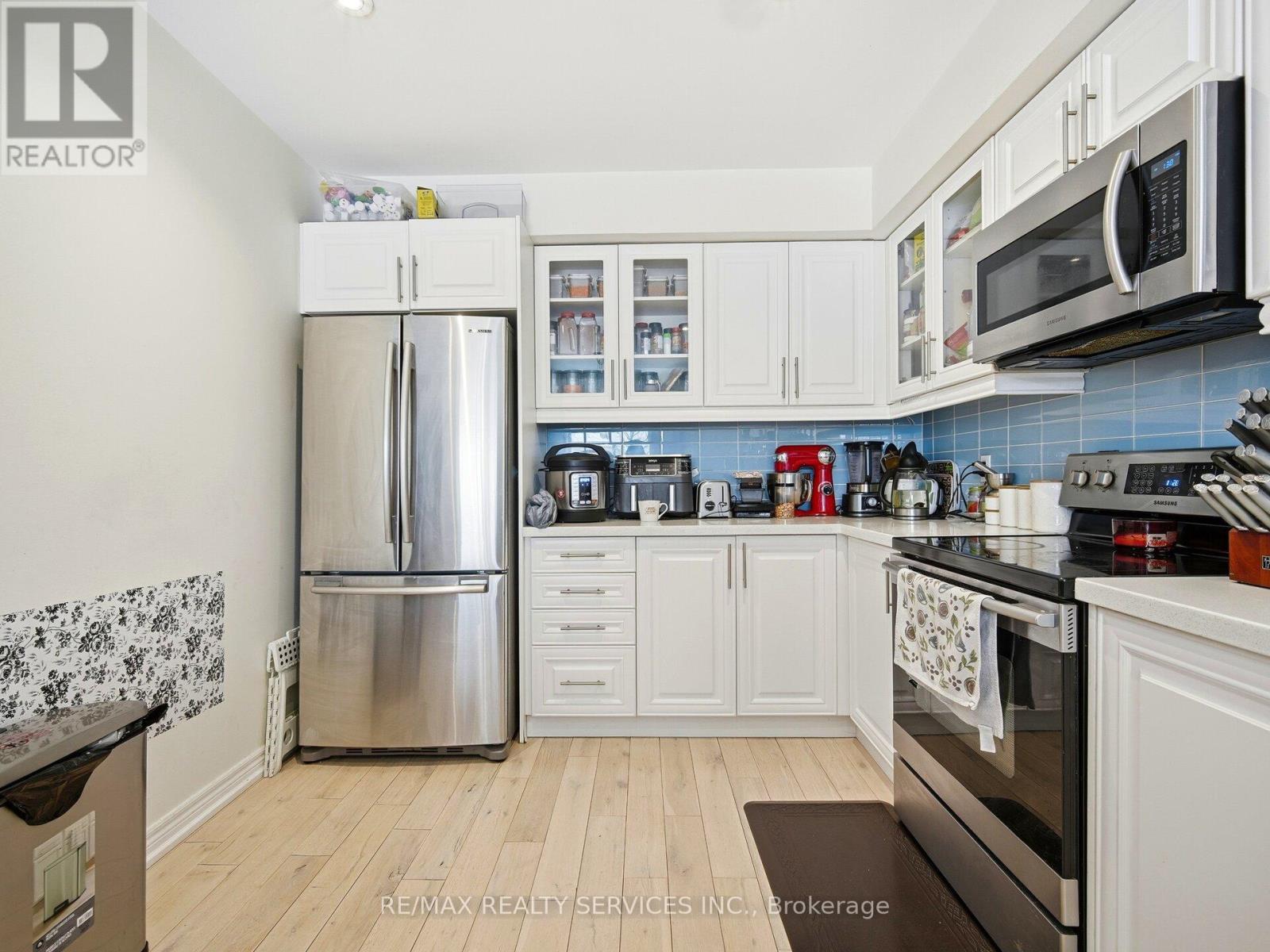 33 Sewells Lane, Brampton, Ontario  L7A 2Z9 - Photo 15 - W12707186