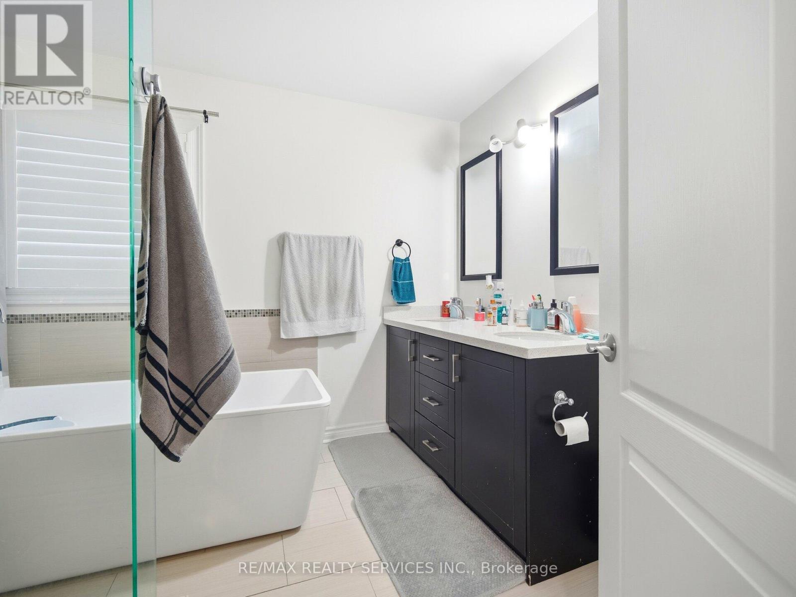 33 Sewells Lane, Brampton, Ontario  L7A 2Z9 - Photo 29 - W12707186