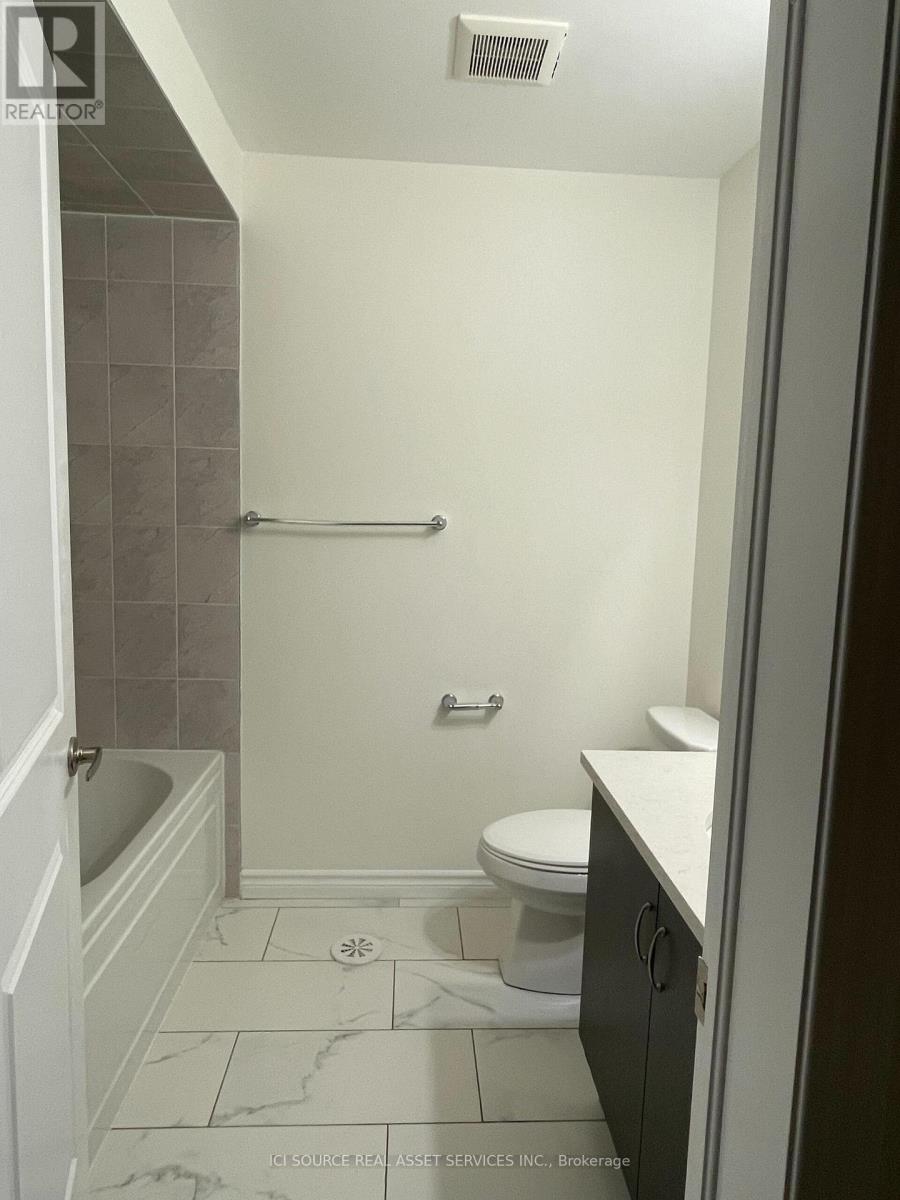 276 Lagerfeld Drive, Brampton, Ontario  L7A 5G8 - Photo 10 - W12707190