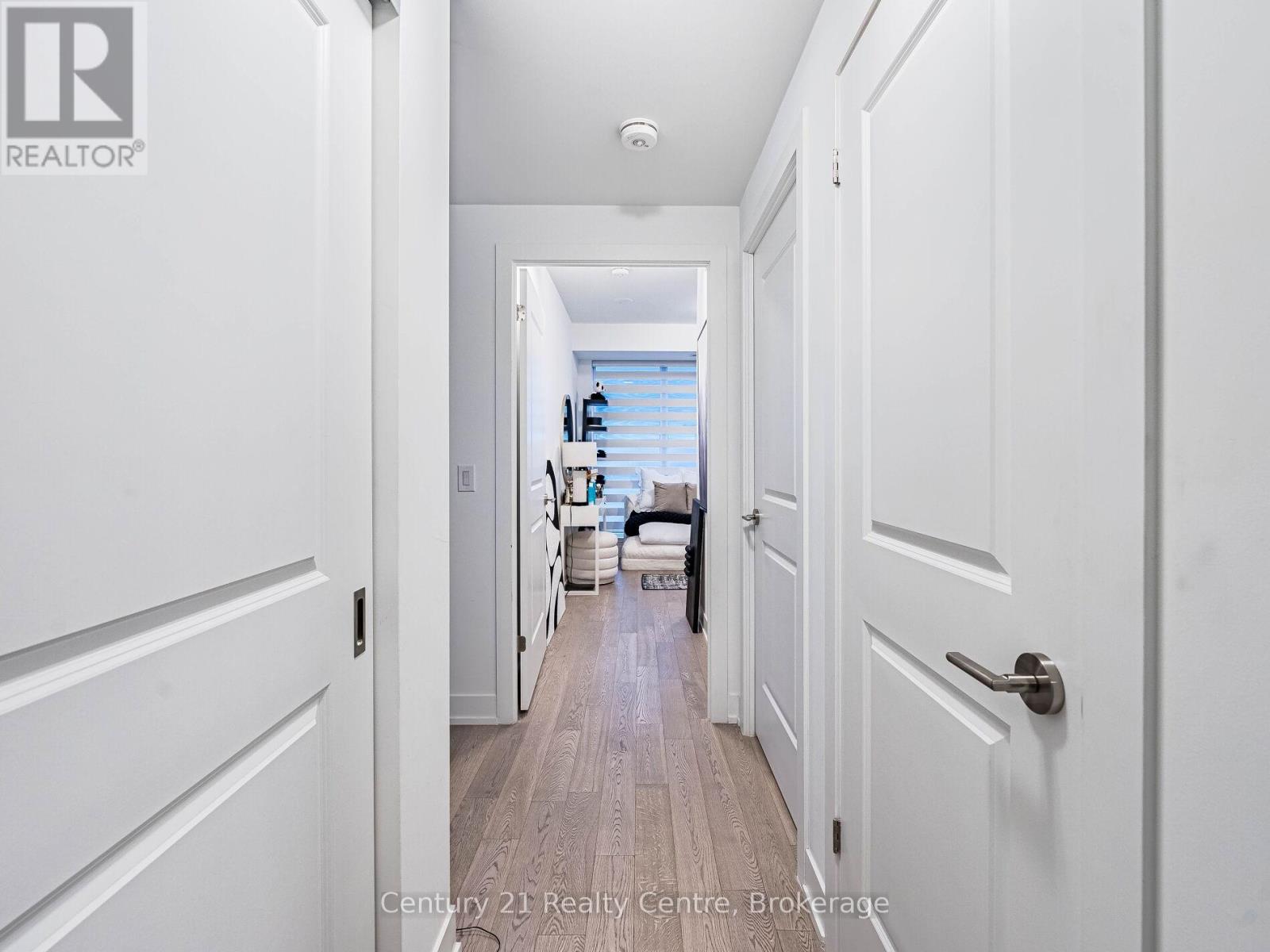 303 - 1063 Douglas Mccurdy Common, Mississauga, Ontario  L5G 0C5 - Photo 11 - W12707204