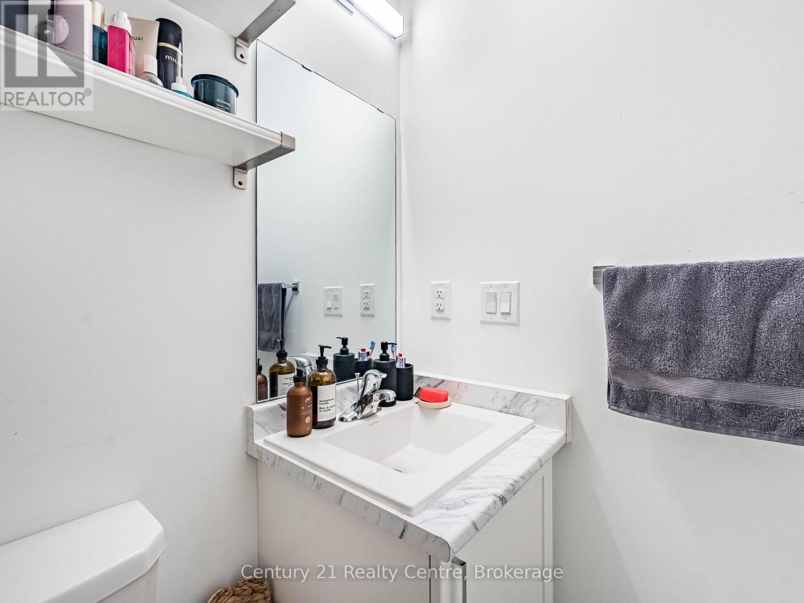 303 - 1063 Douglas Mccurdy Common, Mississauga, Ontario  L5G 0C5 - Photo 17 - W12707204