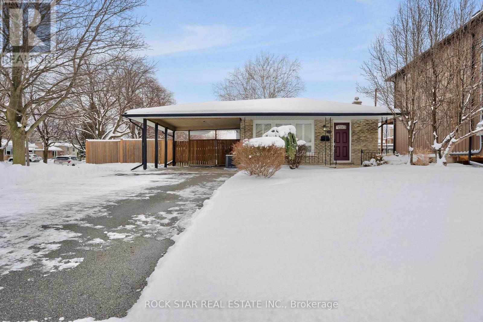 40 LINLAKE DRIVE, St. Catharines, Ontario