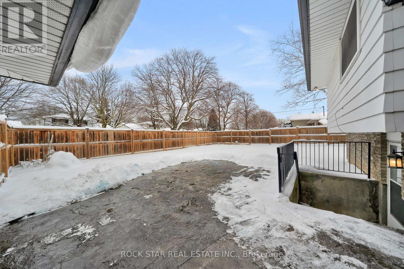 40 Linlake Drive, St. Catharines, Ontario  L2N 2M3 - Photo 27 - X12707208