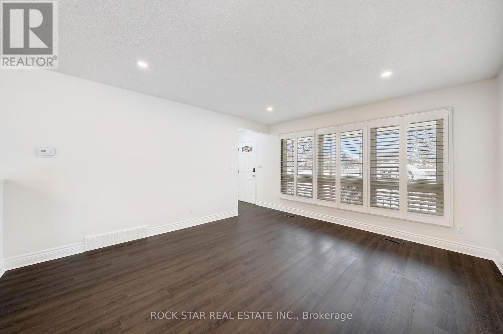 40 Linlake Drive, St. Catharines, Ontario  L2N 2M3 - Photo 6 - X12707208