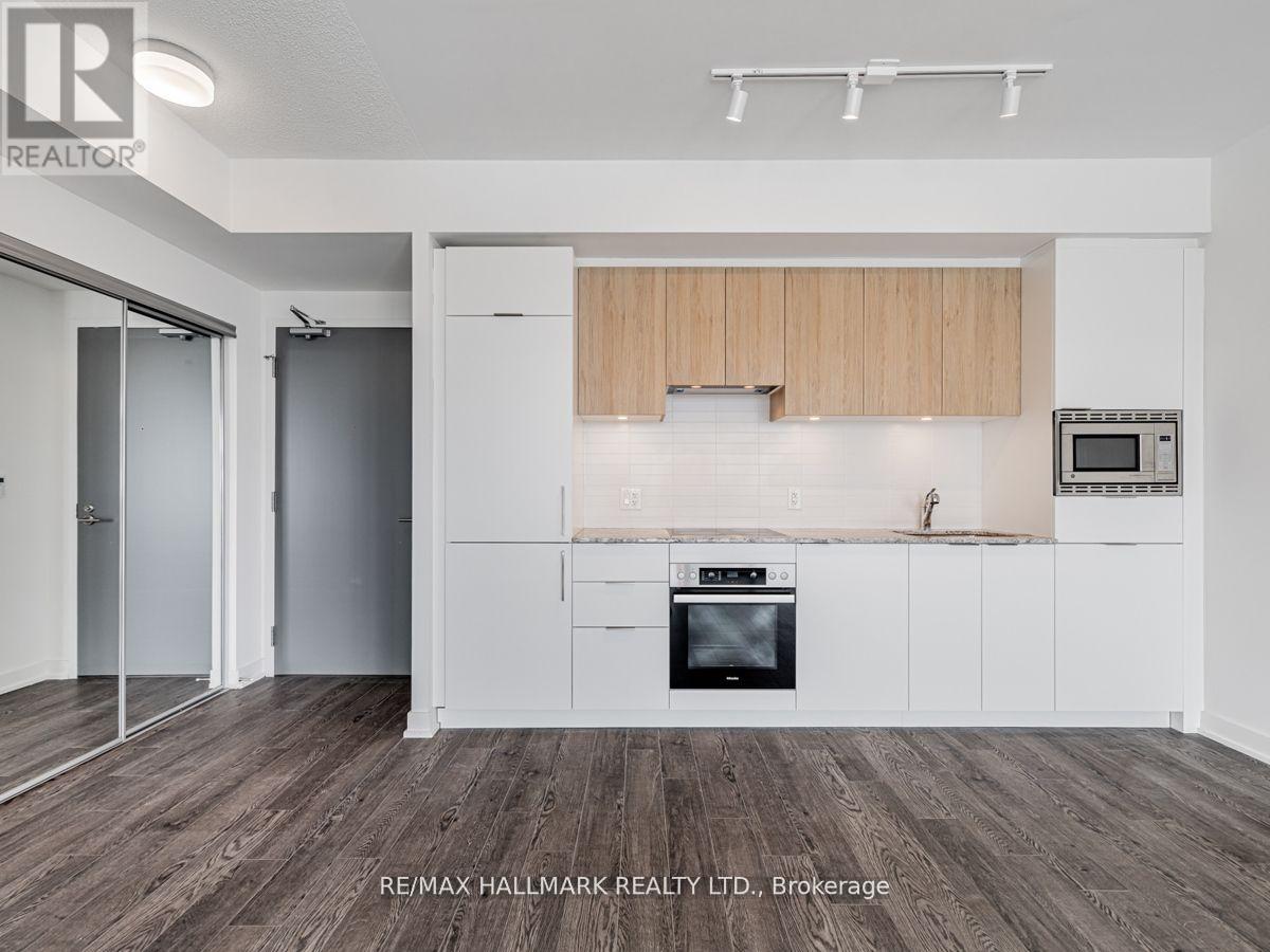 427 - 20 O'neill Road, Toronto, Ontario  M3C 0R2 - Photo 2 - C12696028