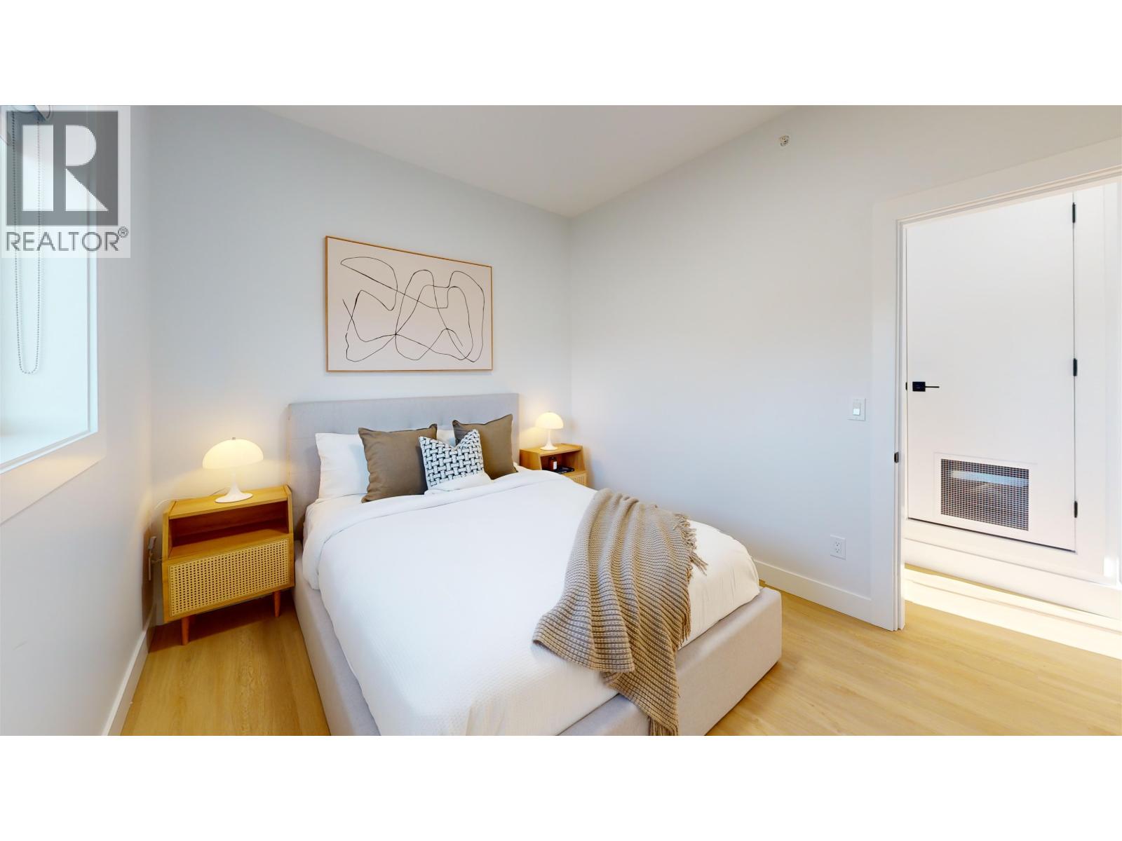 2825 Dundas Street, Vancouver, British Columbia  V5K 1R5 - Photo 14 - R3078912