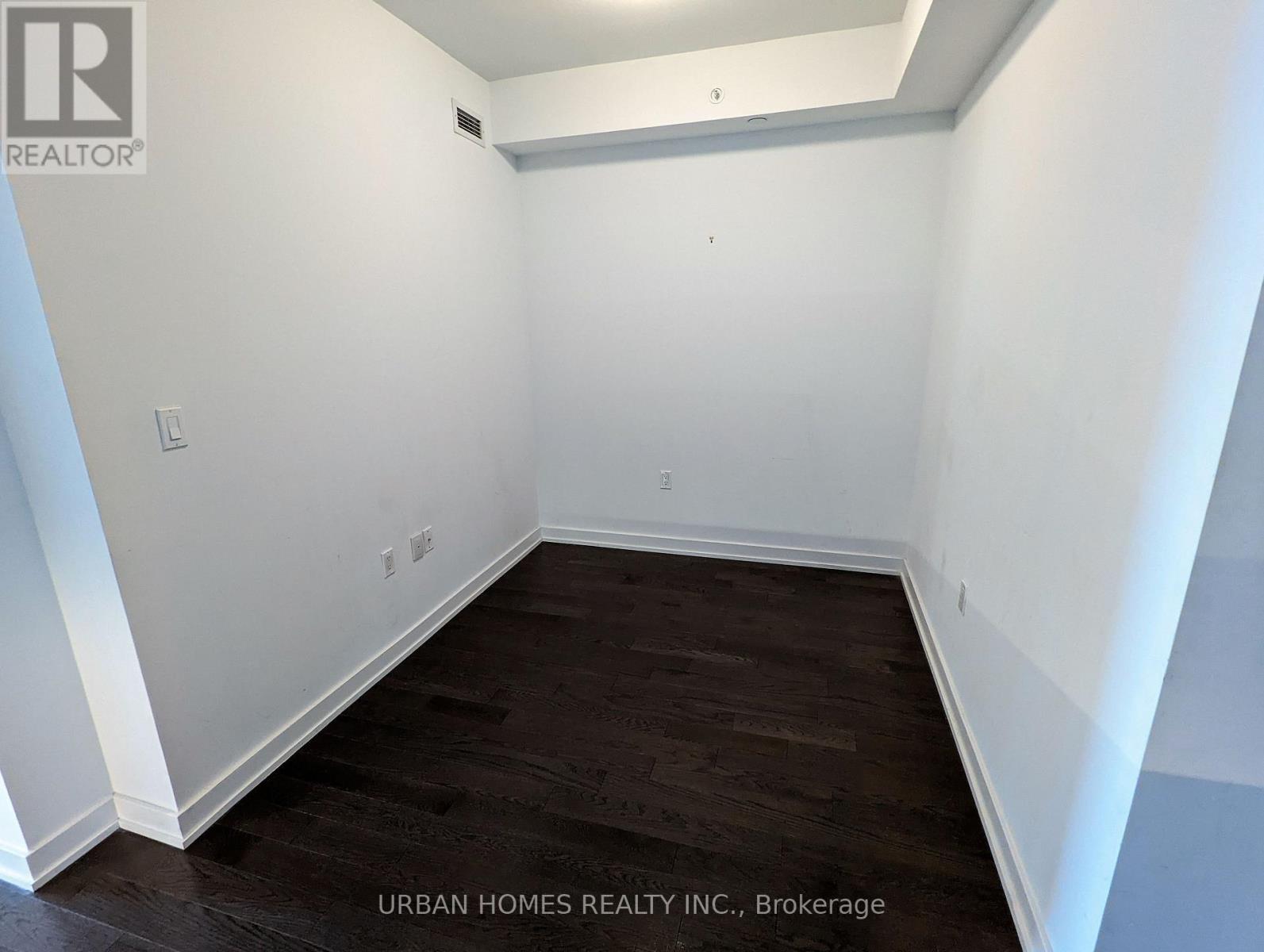 907 - 1 The Esplanade Avenue, Toronto, Ontario  M5E 0A6 - Photo 10 - C12707216