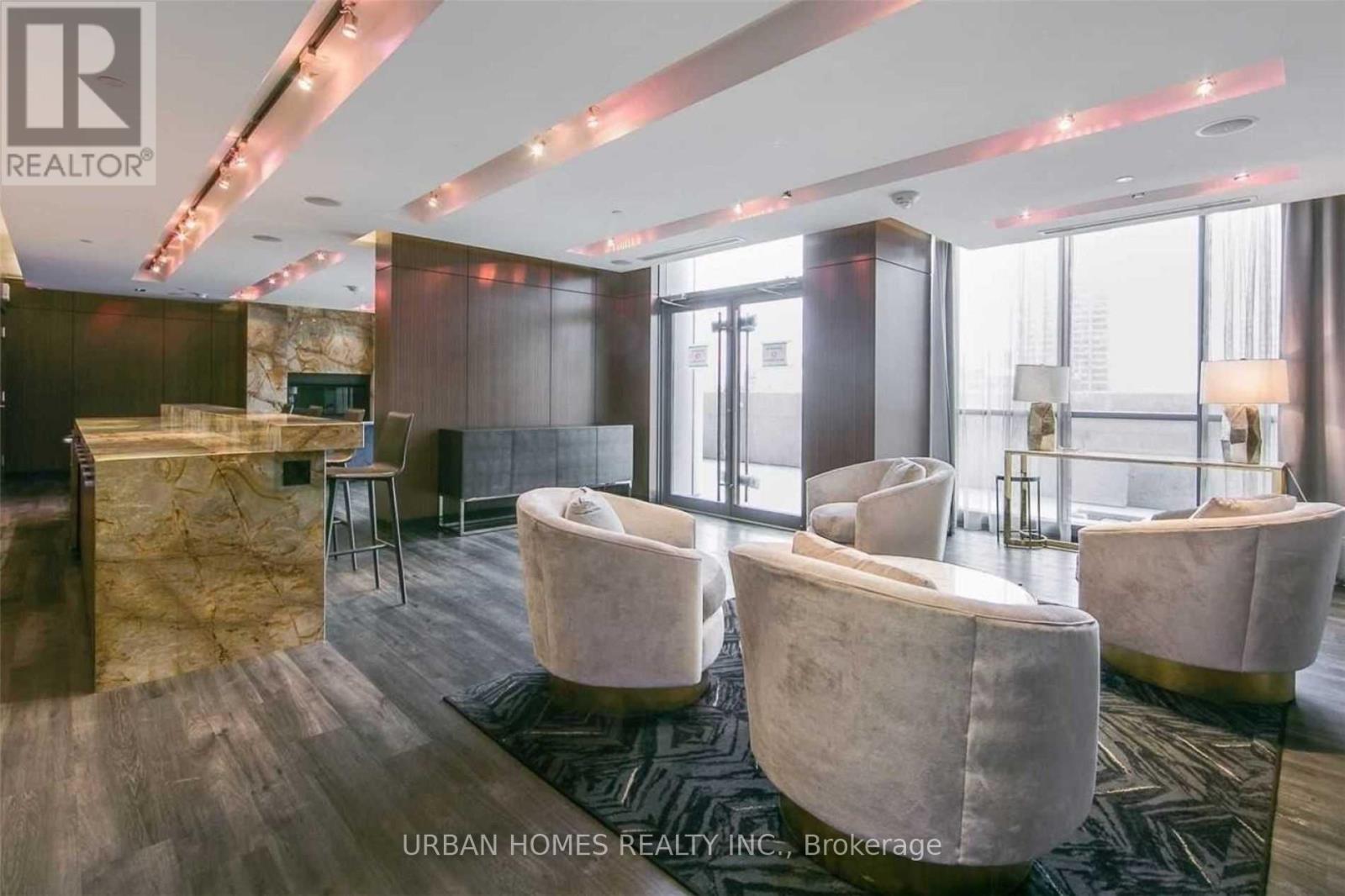 907 - 1 The Esplanade Avenue, Toronto, Ontario  M5E 0A6 - Photo 19 - C12707216