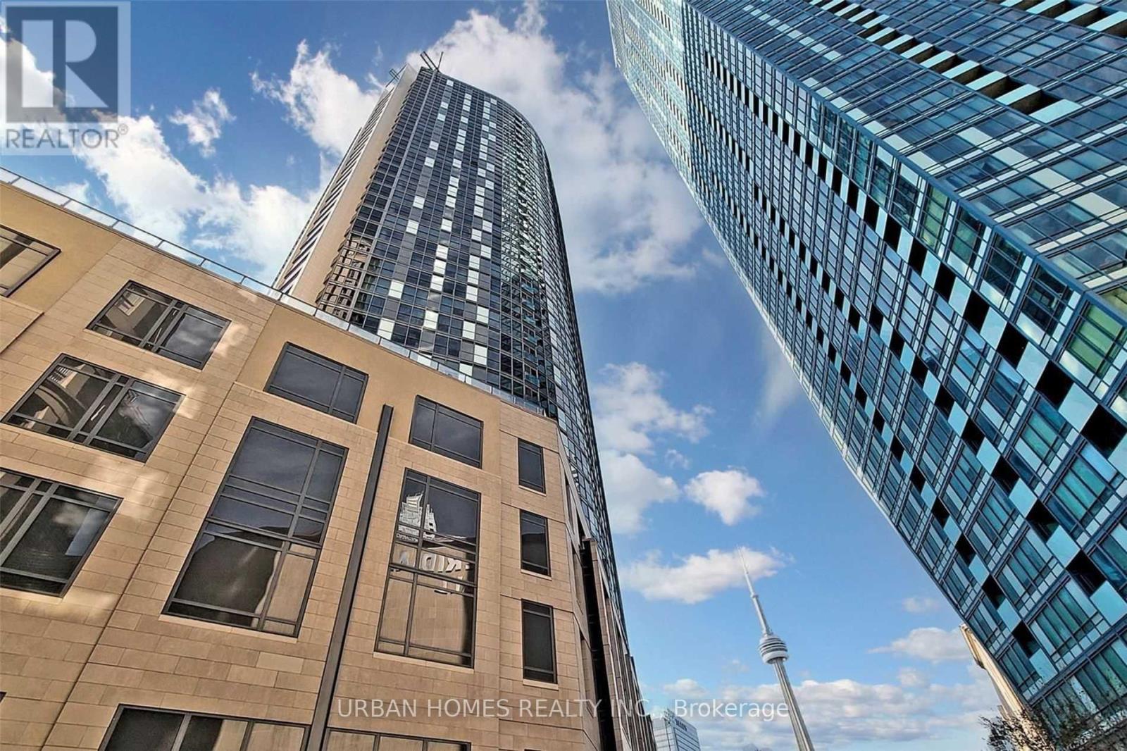 907 - 1 The Esplanade Avenue, Toronto, Ontario  M5E 0A6 - Photo 2 - C12707216