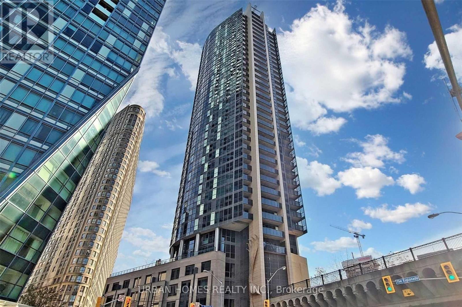 907 - 1 The Esplanade Avenue, Toronto, Ontario  M5E 0A6 - Photo 3 - C12707216