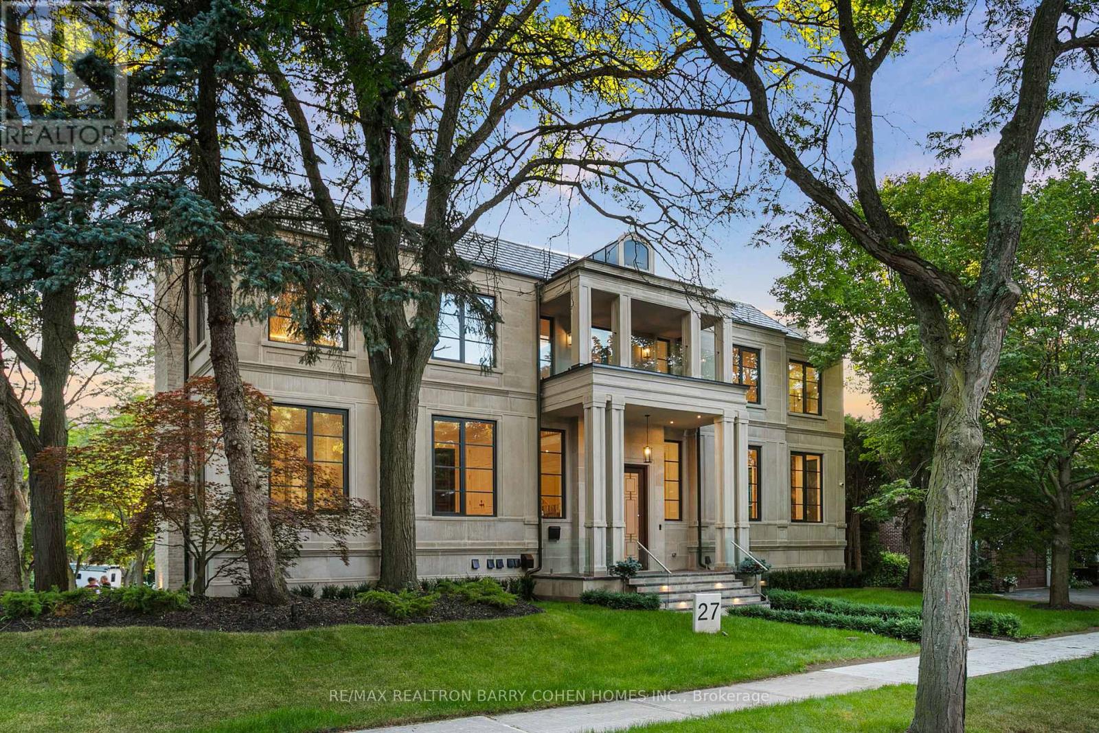 27 Penwood Crescent, Toronto, Ontario  M3B 3B1 - Photo 2 - C12707222