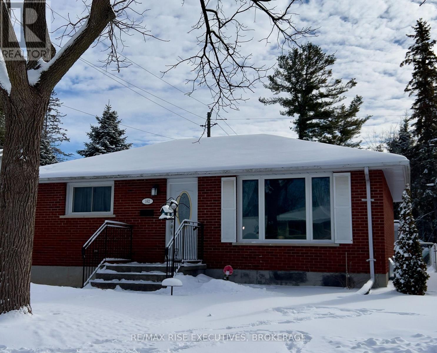 162 SECOND AVENUE, Greater Napanee, Ontario