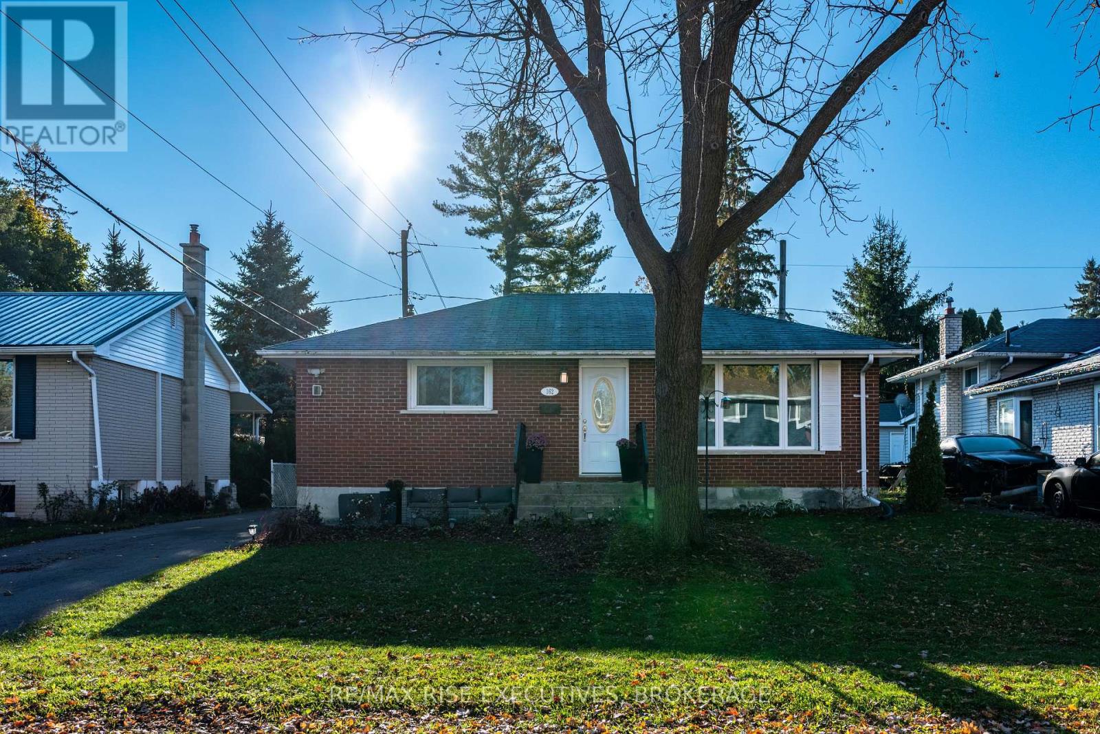 162 Second Avenue, Greater Napanee, Ontario  K7R 2J2 - Photo 4 - X12489776