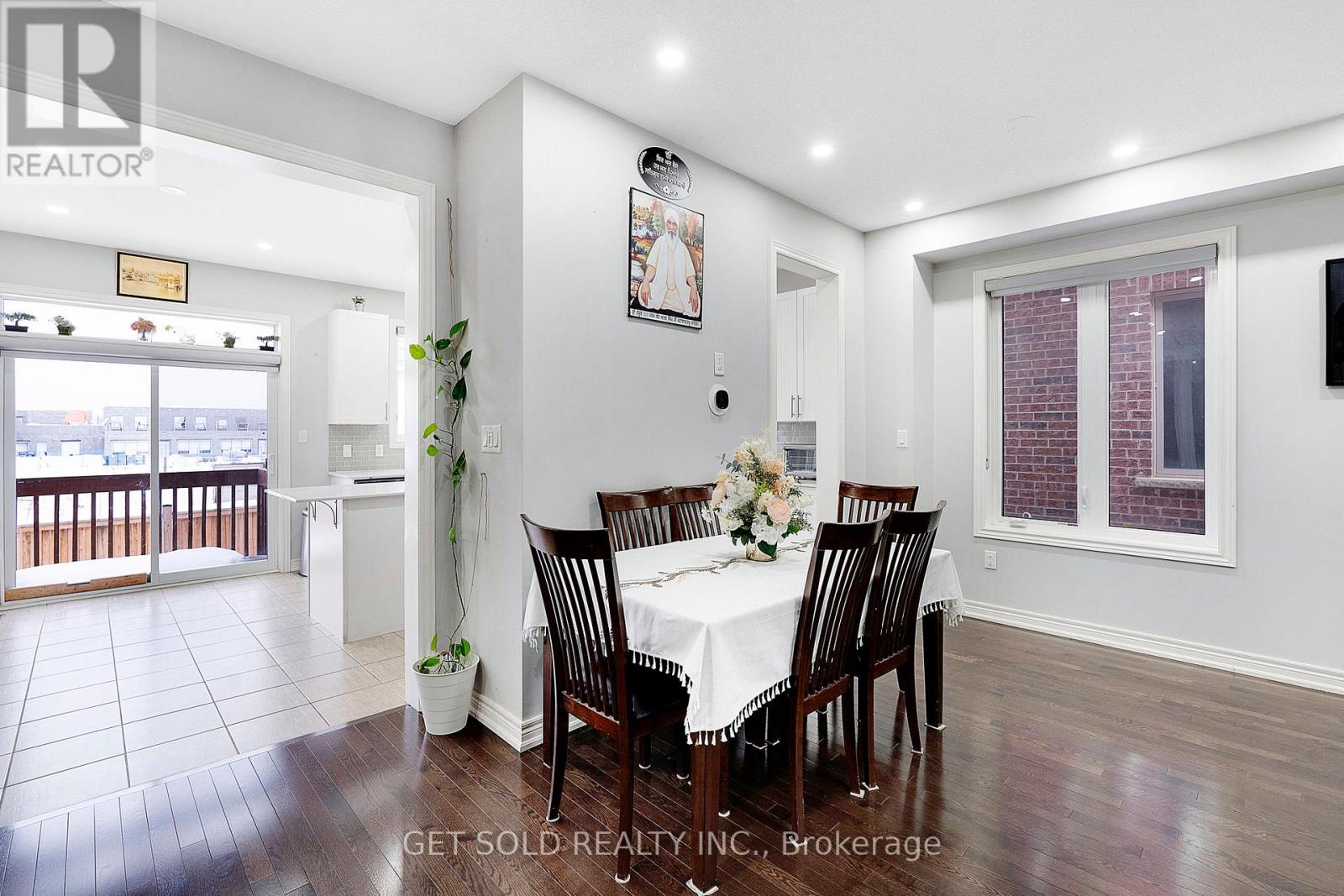 14 Haverstock Crescent, Brampton, Ontario  L7A 4C9 - Photo 12 - W12707218