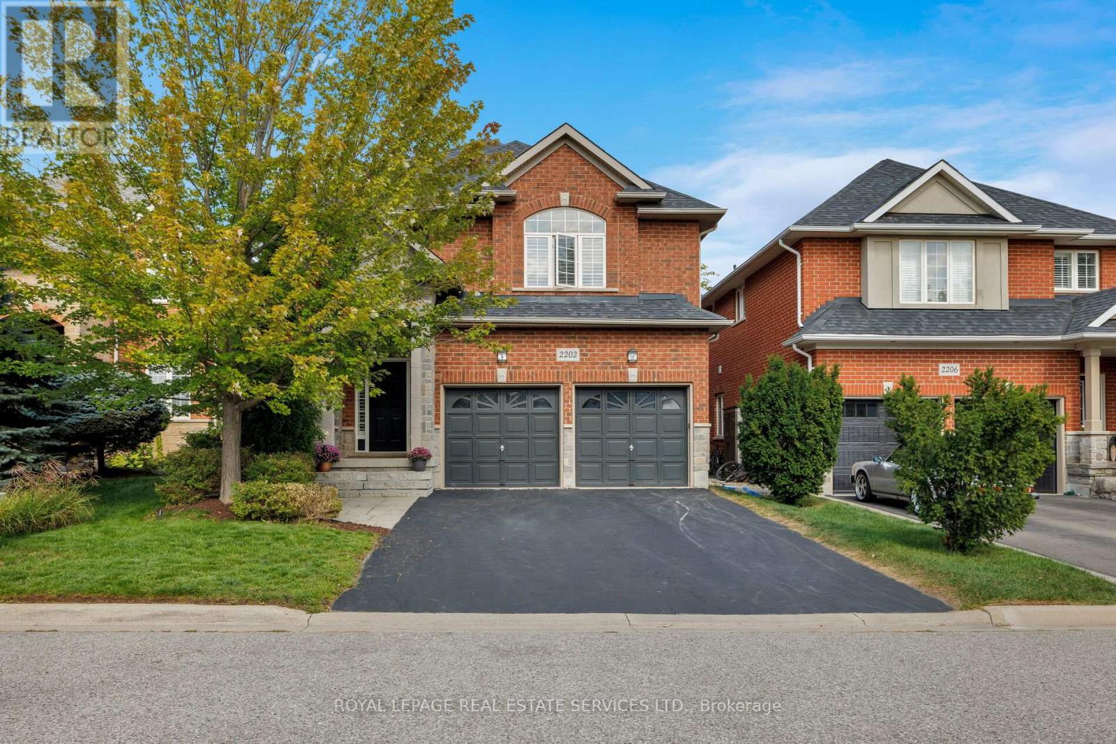 2202 BROOKHAVEN CRESCENT, Oakville, Ontario