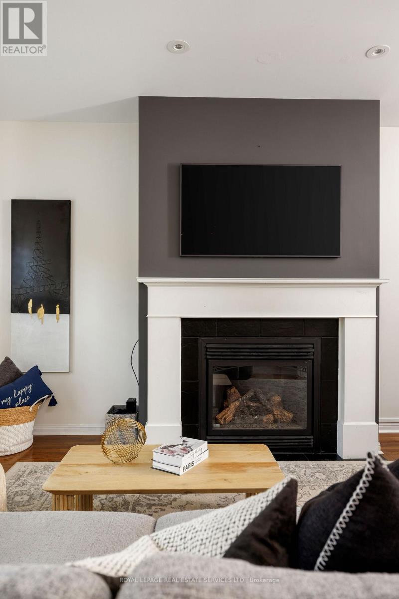 2202 Brookhaven Crescent, Oakville, Ontario  L6M 5B8 - Photo 17 - W12707224