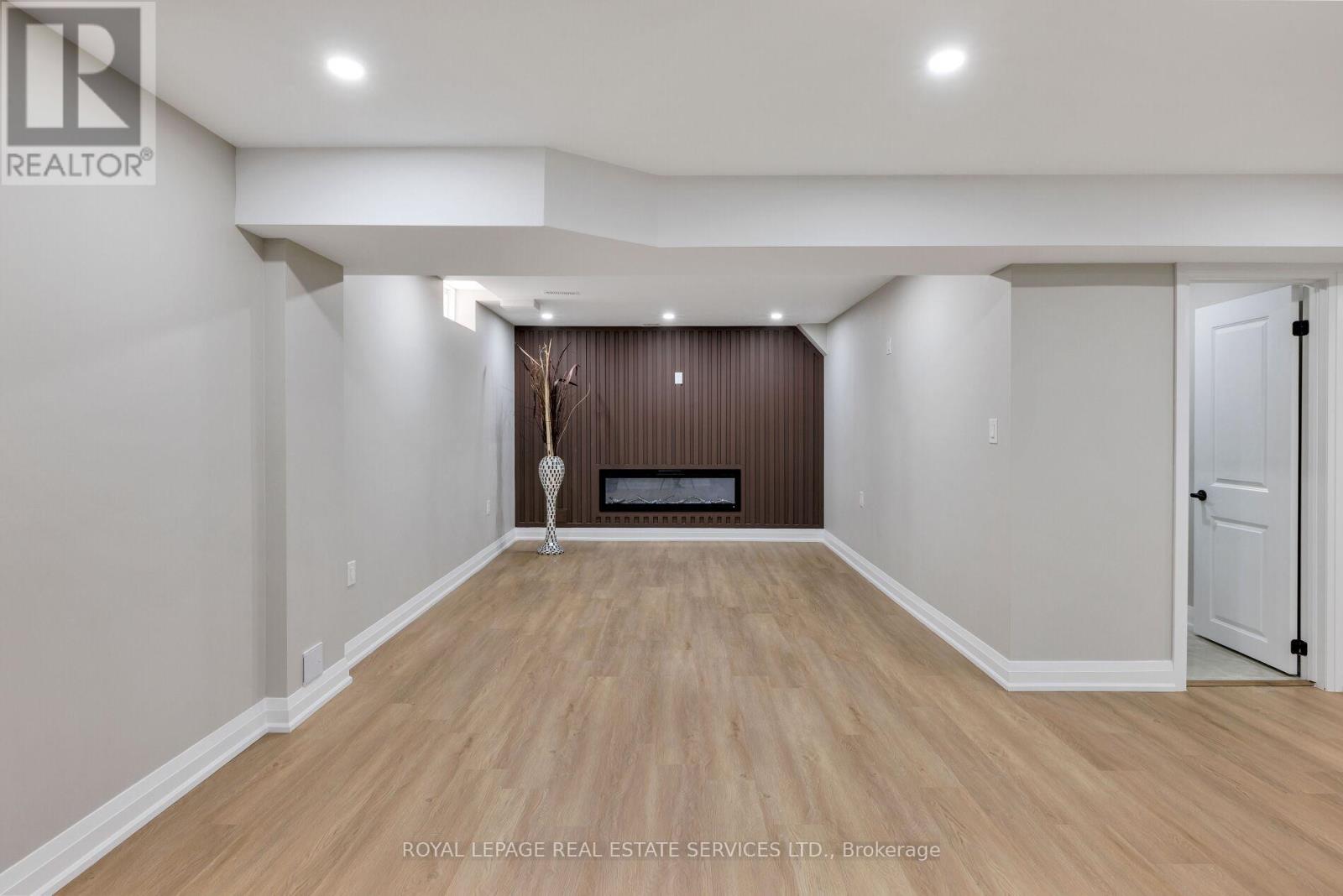 2202 Brookhaven Crescent, Oakville, Ontario  L6M 5B8 - Photo 35 - W12707224