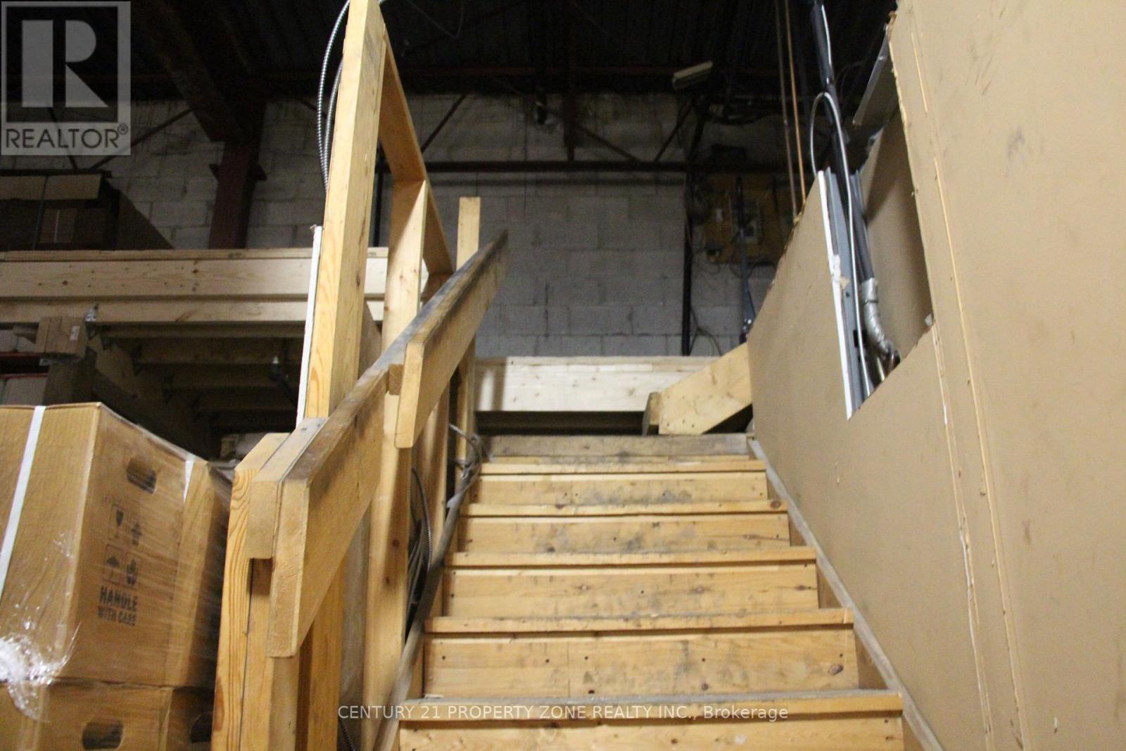 53 & 54 - 173 Advance Boulevard, Brampton, Ontario  L6T 4Z7 - Photo 10 - W12707242