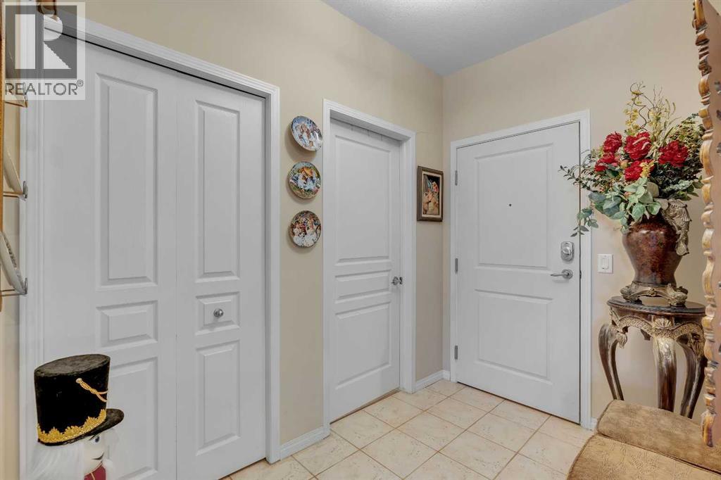 3206, 3206 Lake Fraser Court SE, Calgary, Alberta  T2J 7H4 - Photo 4 - A2275349