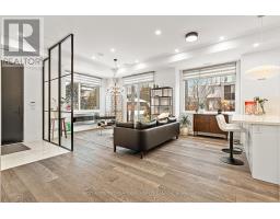 1 - 18 GREENBRIAR ROAD, Toronto, Ontario