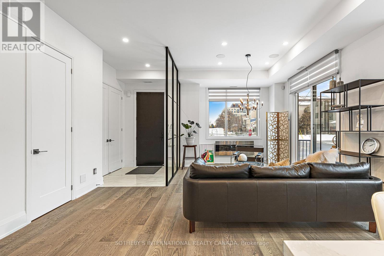 1 - 18 Greenbriar Road, Toronto, Ontario  M2K 0G7 - Photo 4 - C12695158