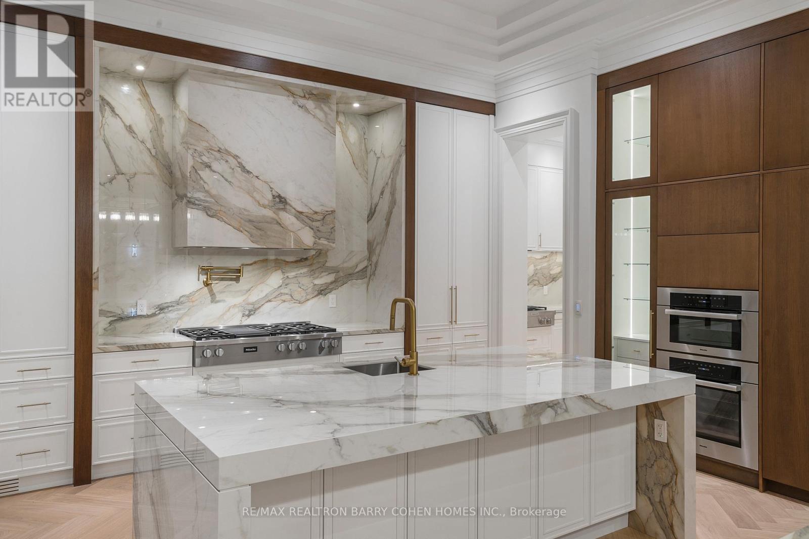 27 Penwood Crescent, Toronto, Ontario  M3B 3B1 - Photo 10 - C12707222