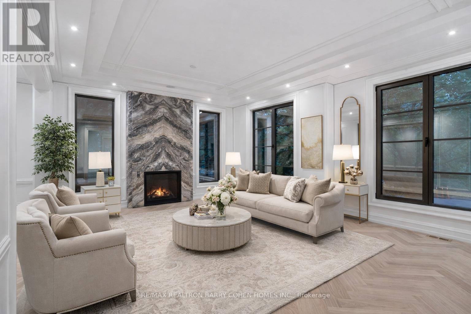 27 Penwood Crescent, Toronto, Ontario  M3B 3B1 - Photo 4 - C12707222