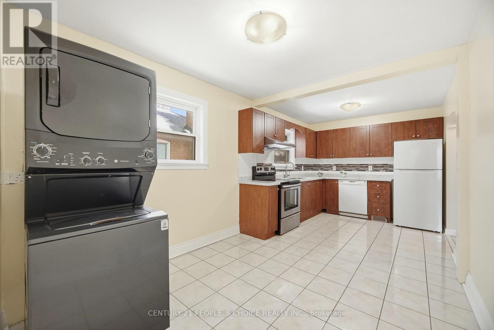Upper - 30 Ordway, Toronto, Ontario  M1K 4J4 - Photo 10 - E12704910