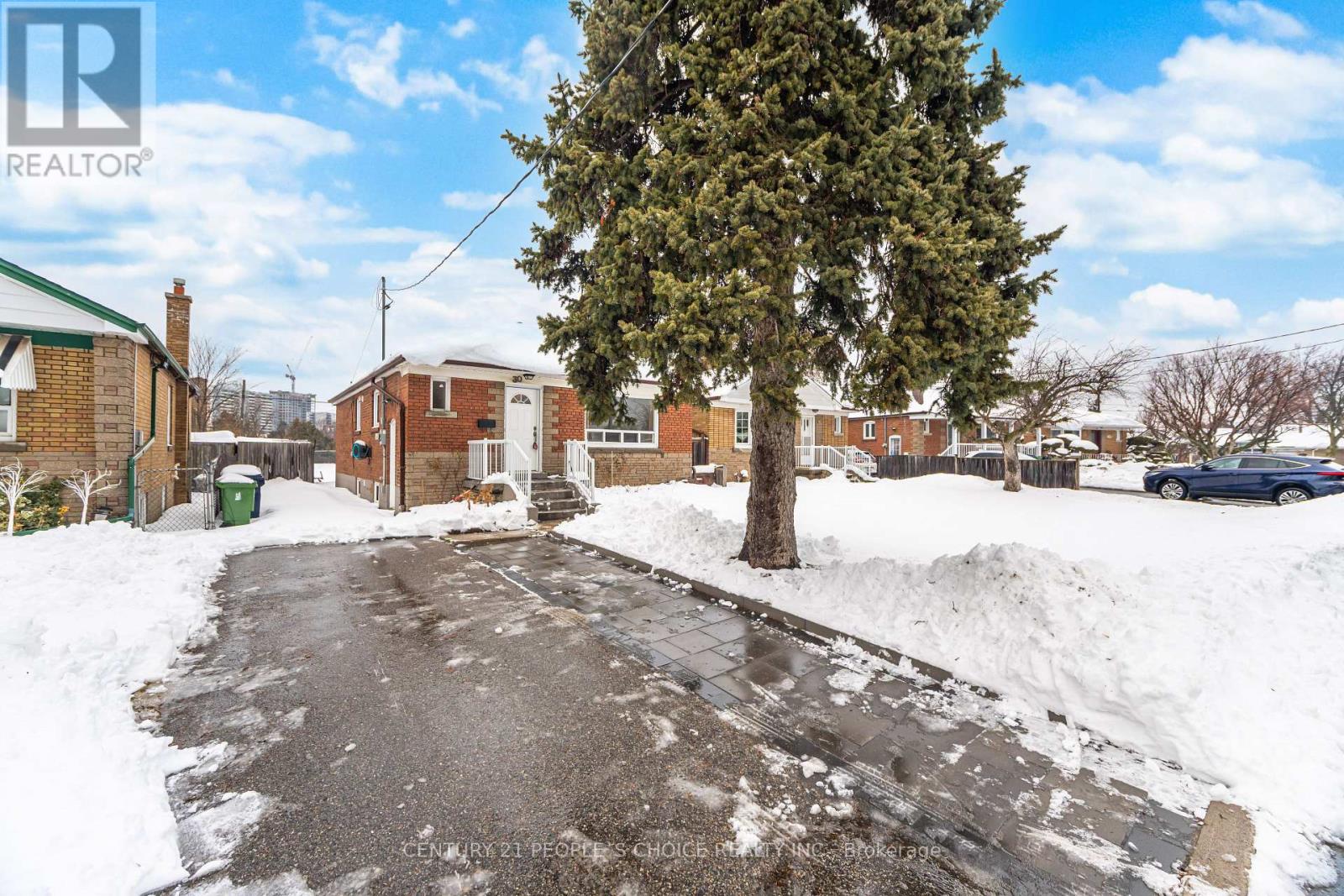 Upper - 30 Ordway, Toronto, Ontario  M1K 4J4 - Photo 5 - E12704910