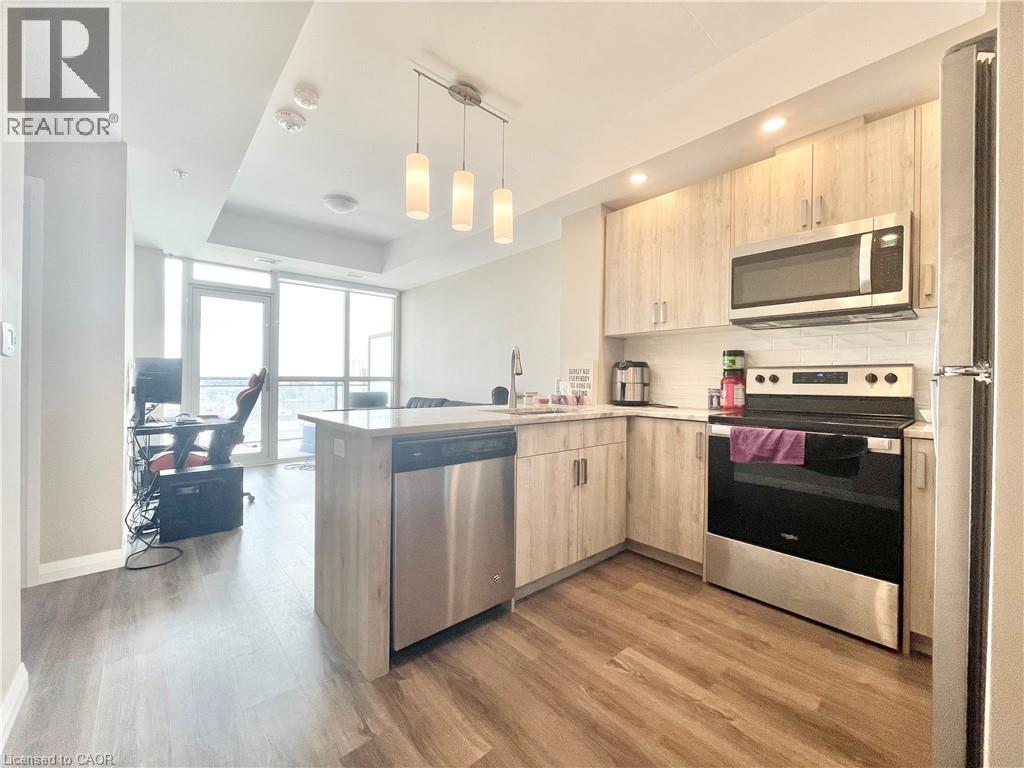 60 Charles Street W Unit# 1403, Kitchener, Ontario  N2G 0C9 - Photo 2 - 40799271