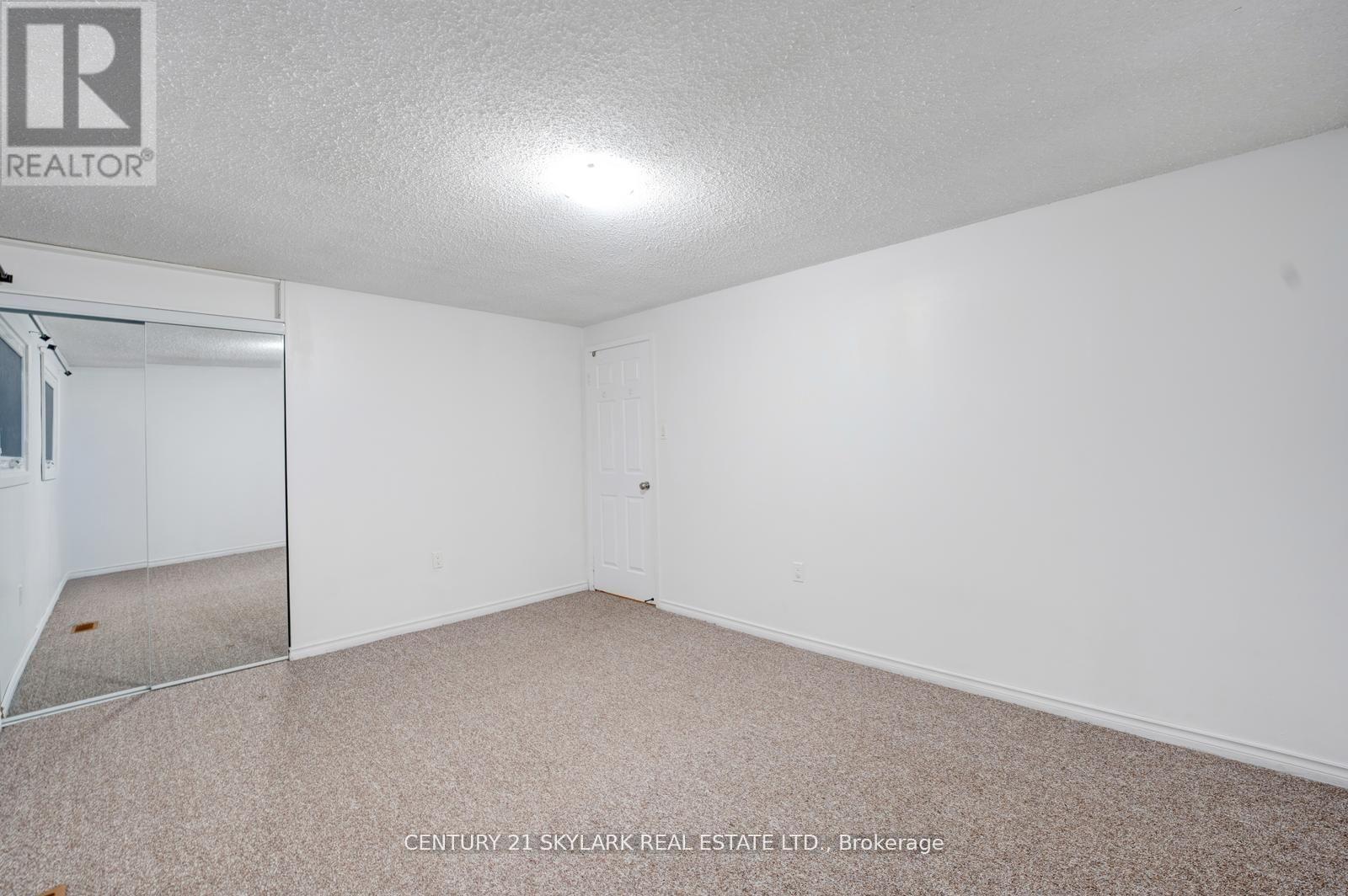 66 Corbett Drive, Barrie, Ontario  L6M 5V3 - Photo 11 - S12707256