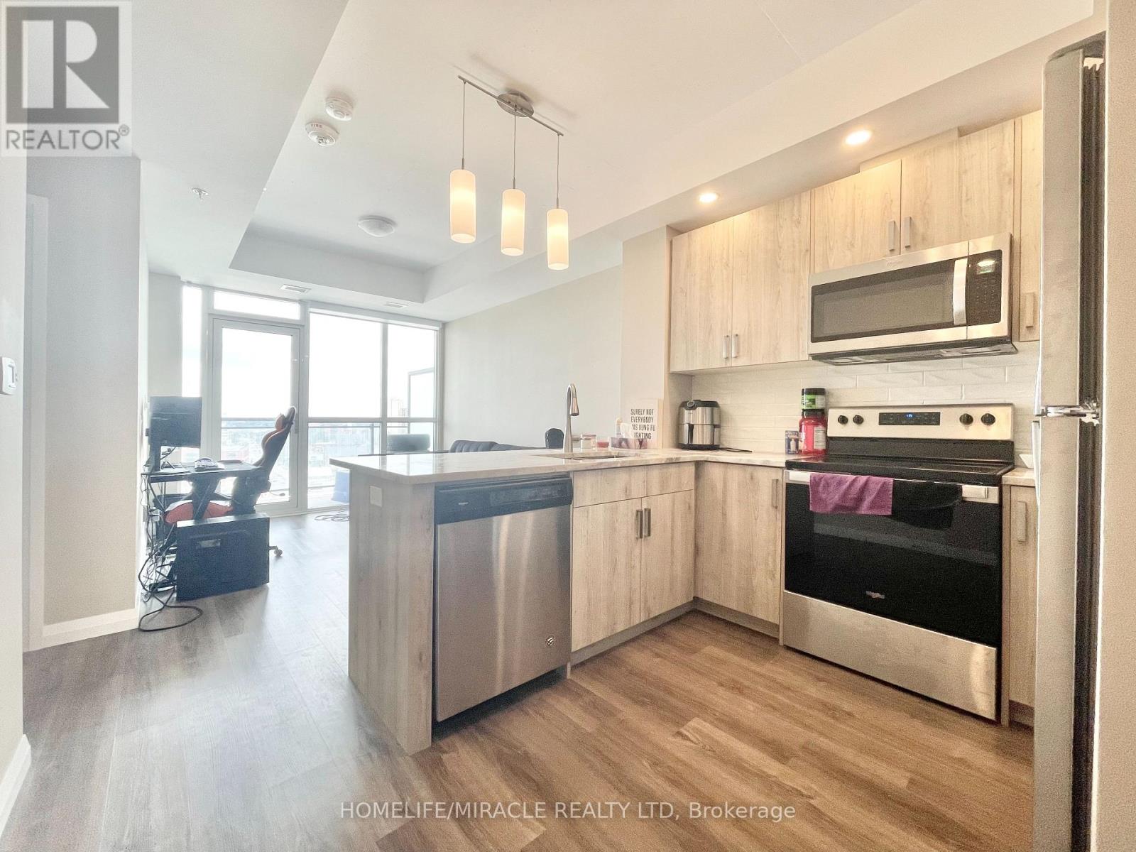 1403 - 60 Charles Street W, Kitchener, Ontario  N2G 0C9 - Photo 3 - X12705566