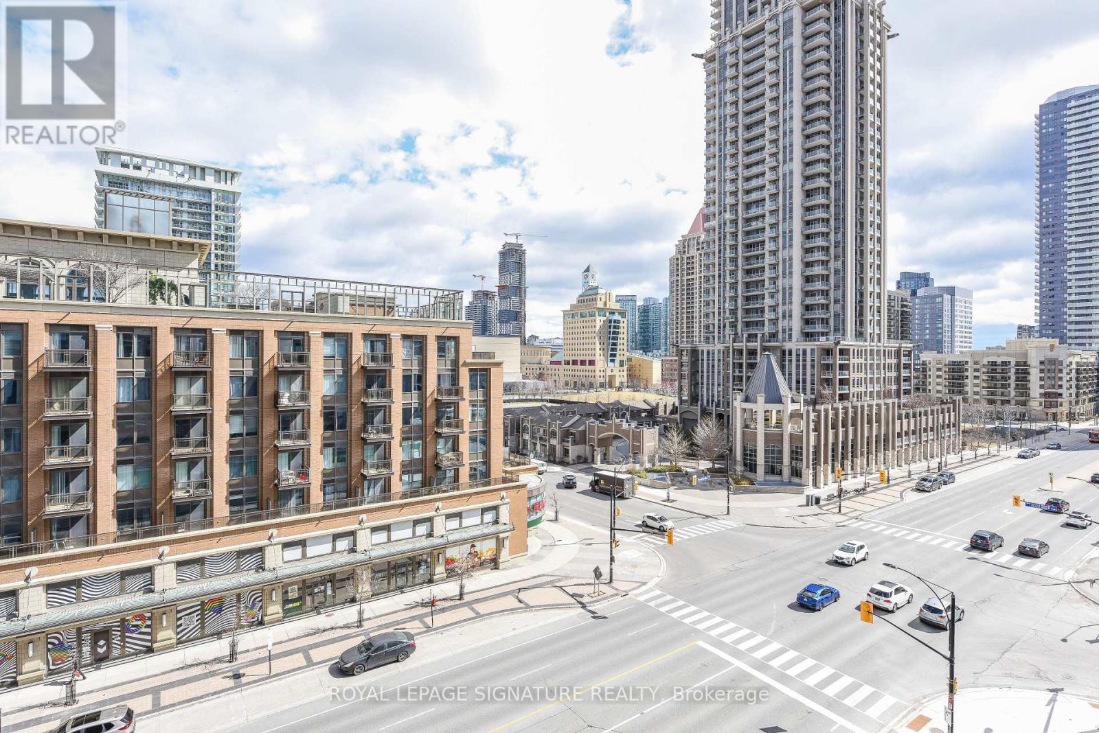 507 - 430 Square One Drive E, Mississauga, Ontario  L5B 0L6 - Photo 27 - W12707246