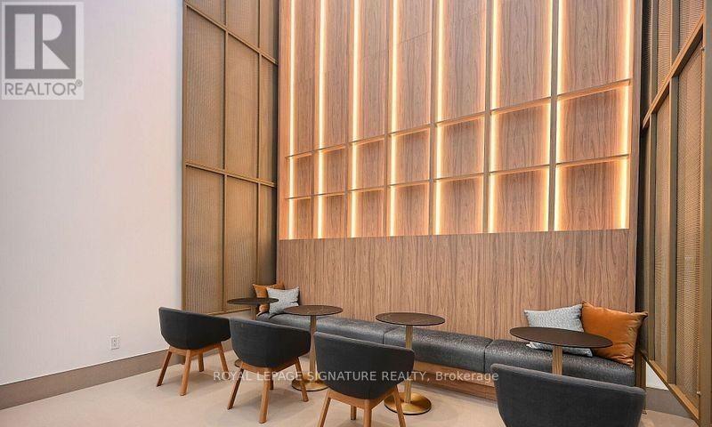 507 - 430 Square One Drive E, Mississauga, Ontario  L5B 0L6 - Photo 30 - W12707246