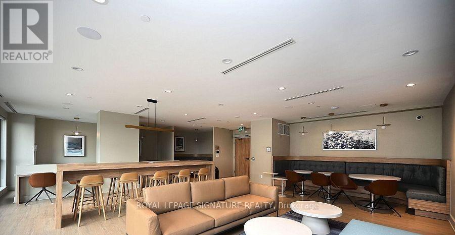 507 - 430 Square One Drive E, Mississauga, Ontario  L5B 0L6 - Photo 35 - W12707246