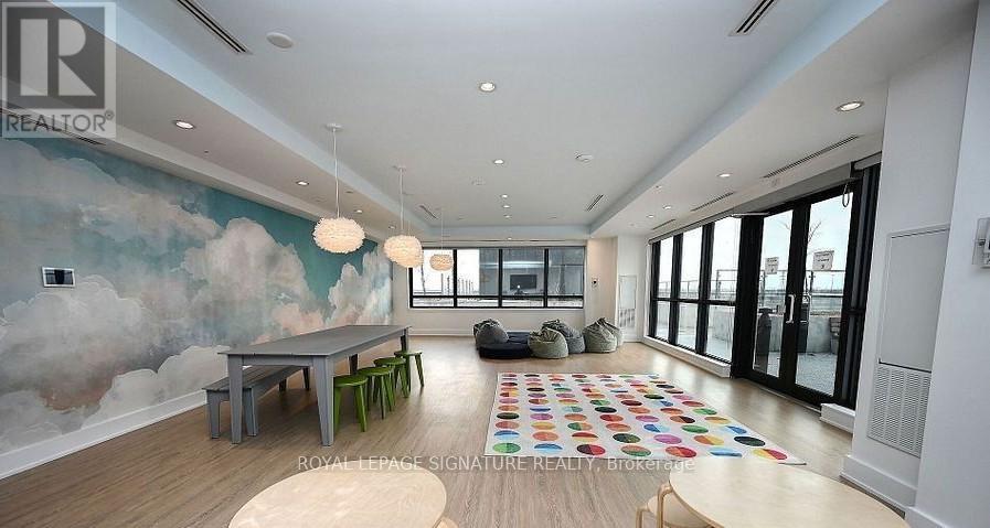 507 - 430 Square One Drive E, Mississauga, Ontario  L5B 0L6 - Photo 37 - W12707246