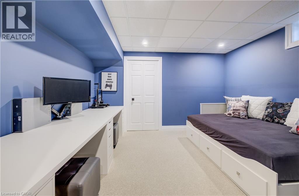 451 Knightsbridge Court, Waterloo, Ontario  N2T 2G5 - Photo 41 - 40798004