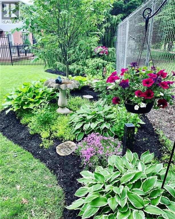 451 Knightsbridge Court, Waterloo, Ontario  N2T 2G5 - Photo 44 - 40798004