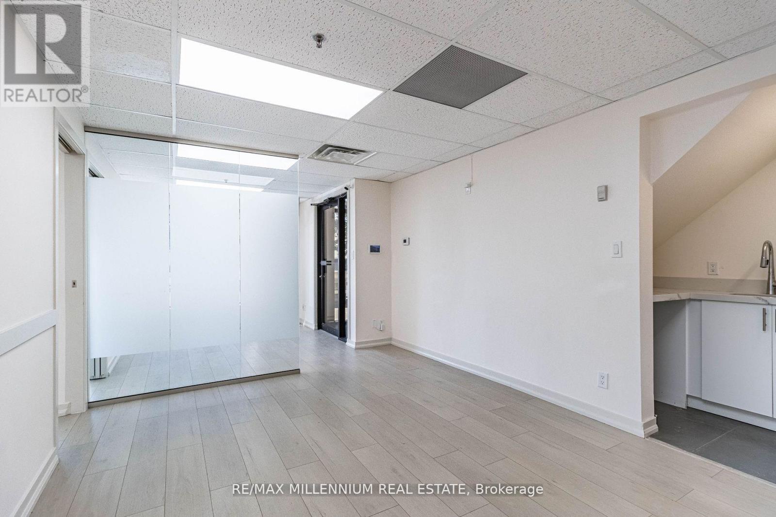 4 - 259 Edgeley Boulevard, Vaughan, Ontario  L4K 3Y5 - Photo 27 - N12707262