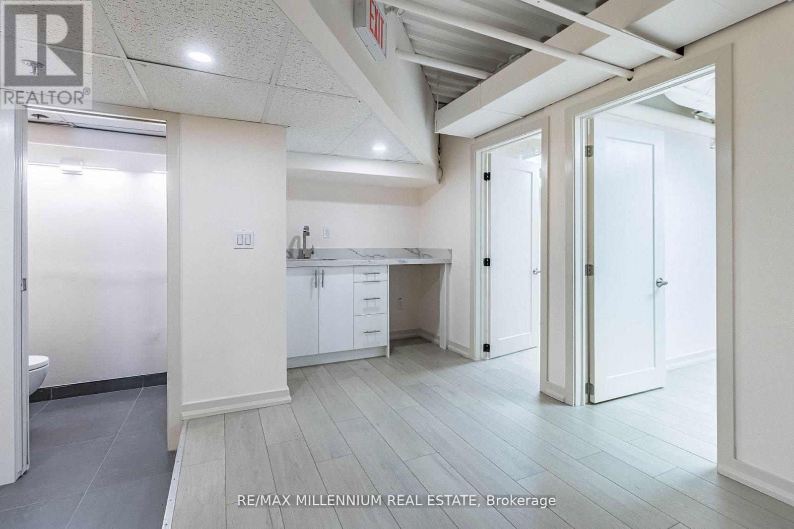 4 - 259 Edgeley Boulevard, Vaughan, Ontario  L4K 3Y5 - Photo 4 - N12707262