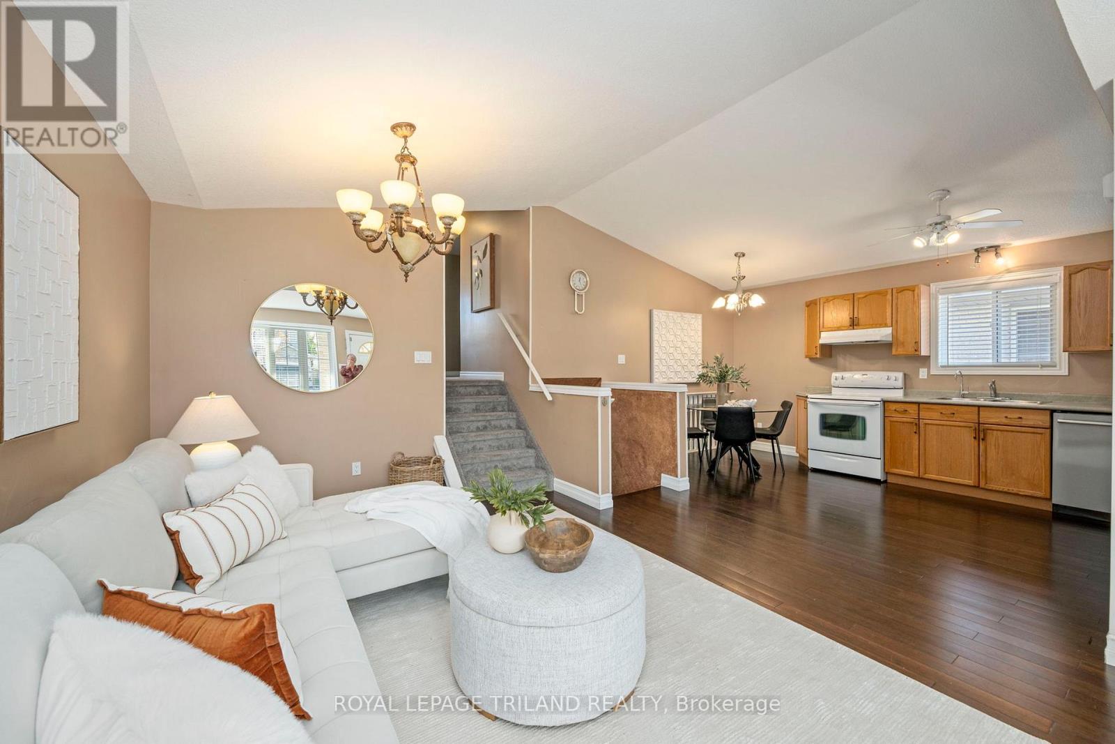 57 AXFORD PARKWAY, St. Thomas, Ontario